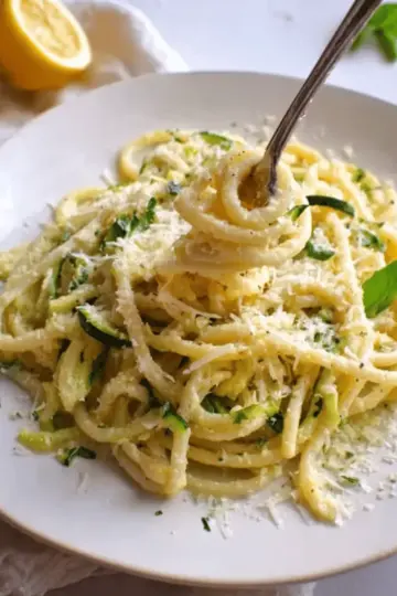 Creamy Lemon Zucchini Bucatini