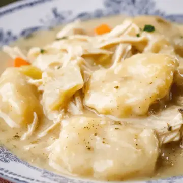 Copycat Cracker Barrel Chicken and Dumplings