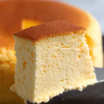Jiggly Japanese Cheesecake