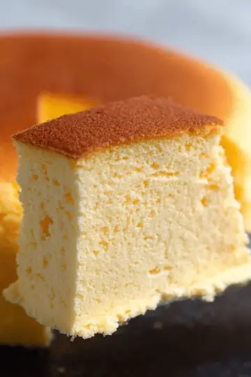Jiggly Japanese Cheesecake