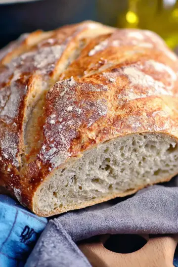 Dutch Oven No Knead Crusty Bread