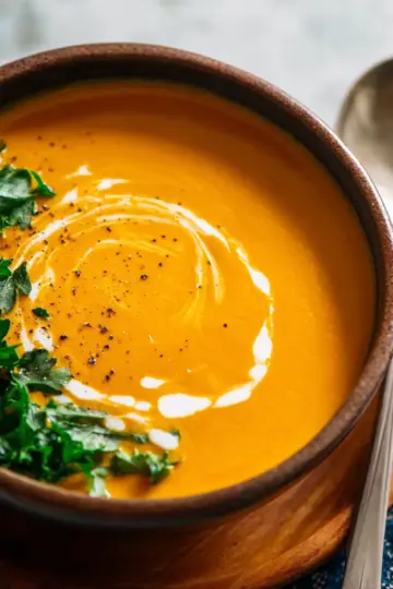 Creamy Roasted Carrot Soup